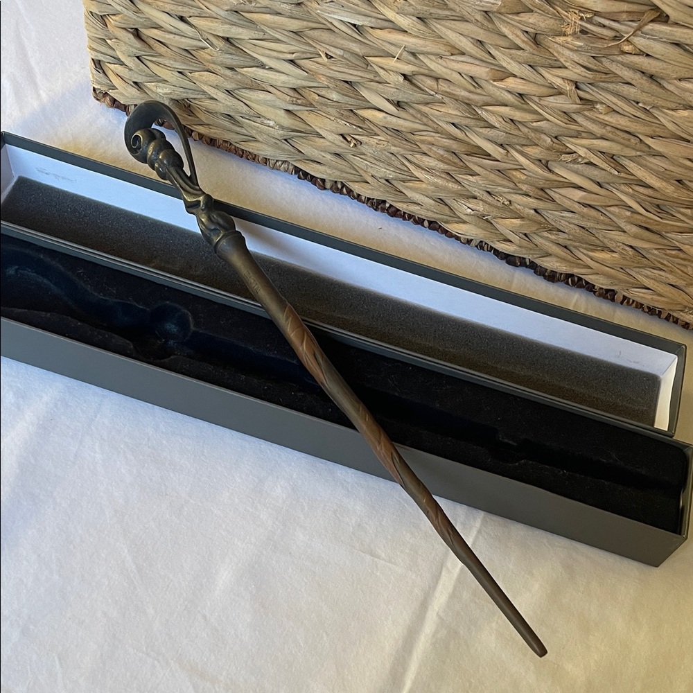 Harry Potter 14” Wand from Universal Orlando Studios